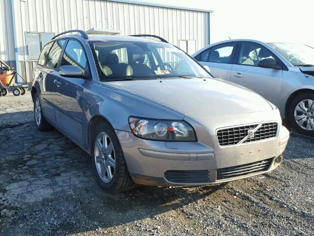 YV1MW382762157880 - 2006 VOLVO V50 2.4I GRAY photo 1