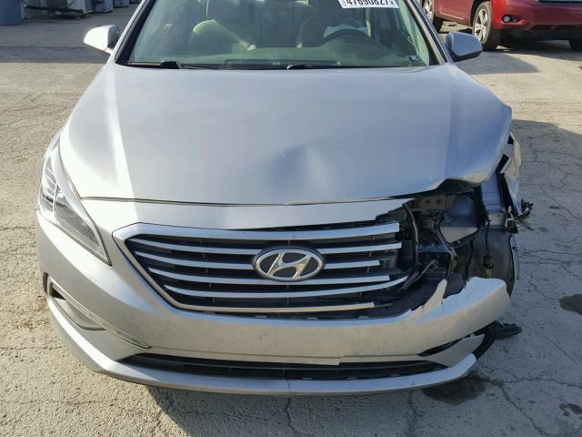 5NPE24AF7FH236604 - 2015 HYUNDAI SONATA SE SILVER photo 7