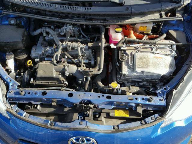 JTDKDTB35D1554074 - 2013 TOYOTA PRIUS C BLUE photo 7