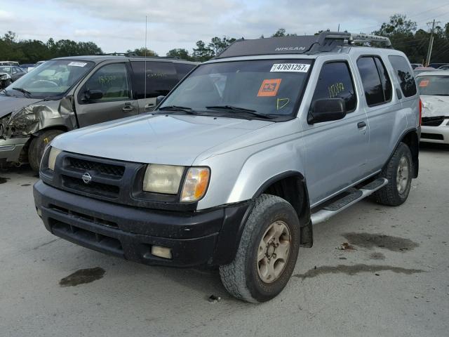 5N1ED28T5YC535058 - 2000 NISSAN XTERRA XE SILVER photo 2