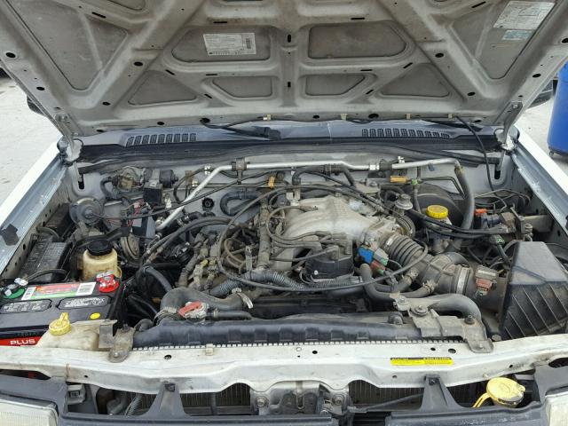 5N1ED28T5YC535058 - 2000 NISSAN XTERRA XE SILVER photo 7