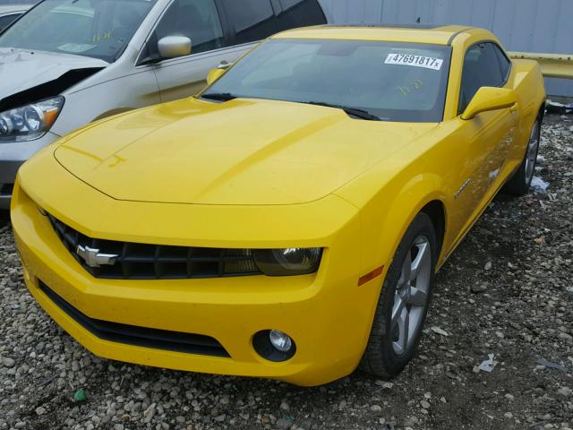 2G1FC1EV9A9104854 - 2010 CHEVROLET CAMARO LT YELLOW photo 2