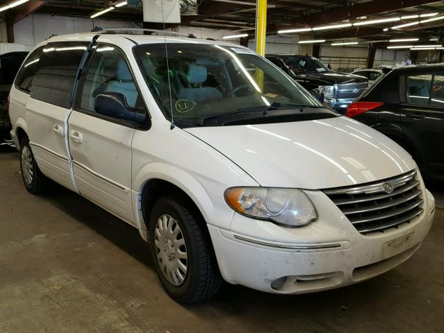 2C8GP64L95R506536 - 2005 CHRYSLER TOWN & COU WHITE photo 1