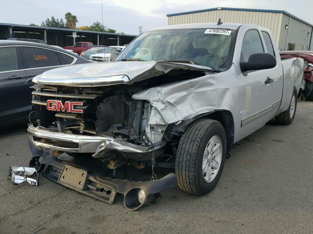 1GTR1VE07BZ131709 - 2011 GMC SIERRA C15 SILVER photo 2