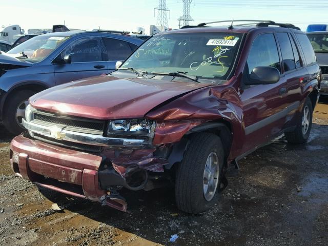 1GNDT13S952102380 - 2005 CHEVROLET TRAILBLAZE MAROON photo 2