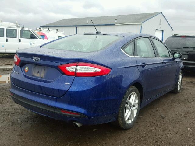 3FA6P0H75GR146076 - 2016 FORD FUSION SE BLUE photo 4