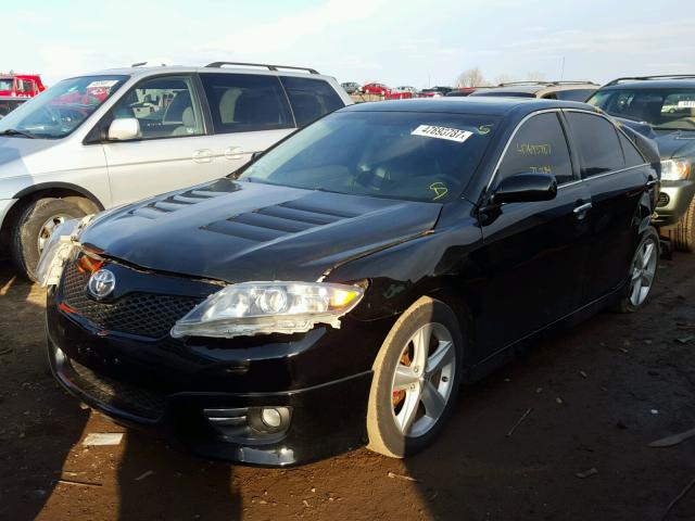 4T1BK3EK0AU104847 - 2010 TOYOTA CAMRY SE BLACK photo 2