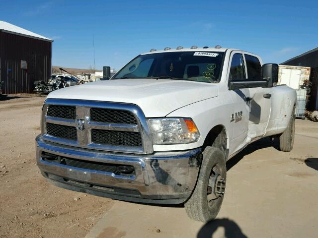 3C63RRGL8GG208647 - 2016 RAM 3500 ST WHITE photo 2