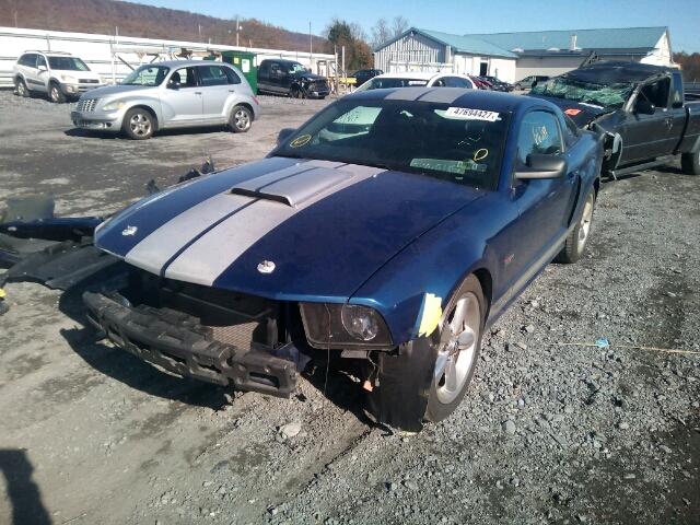 1ZVHT82H085143831 - 2008 FORD MUSTANG GT BLUE photo 2