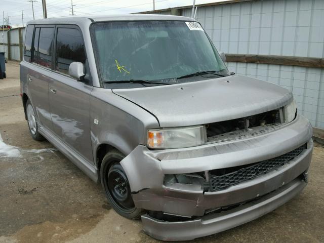 JTLKT324364065352 - 2006 TOYOTA SCION XB SILVER photo 1