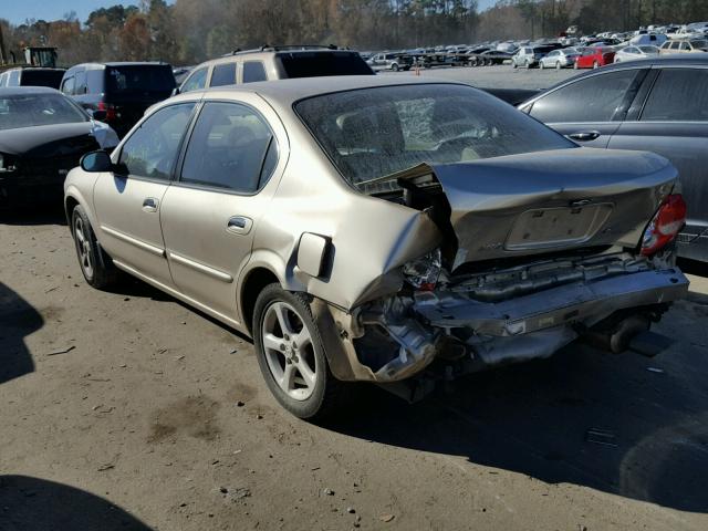 JN1CA31A3YT215677 - 2000 NISSAN MAXIMA GLE GOLD photo 3