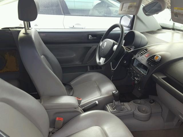 3VWCD31YX4M312902 - 2004 VOLKSWAGEN NEW BEETLE Grafit foto 5