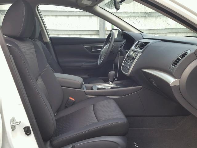 1N4AL3AP3JC119255 - 2018 NISSAN ALTIMA 2.5 WHITE photo 5