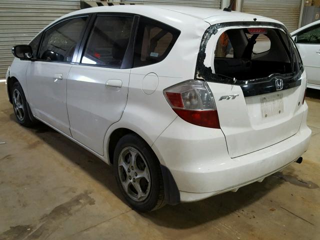 JHMGE88279S073984 - 2009 HONDA FIT WHITE photo 3