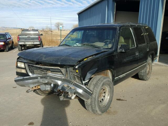 1GKEK13K9SJ768547 - 1995 GMC YUKON BLACK photo 2