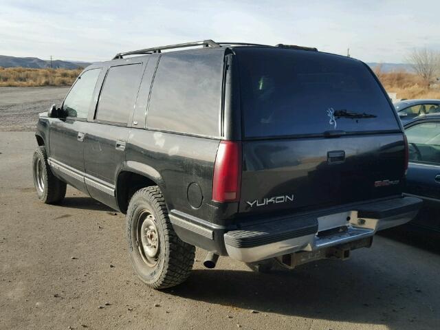 1GKEK13K9SJ768547 - 1995 GMC YUKON BLACK photo 3