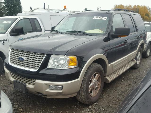 1FMFU18565LA29847 - 2005 FORD EXPEDITION BLACK photo 2