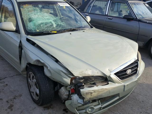 KMHDN46D04U708201 - 2004 HYUNDAI ELANTRA GL GREEN photo 9