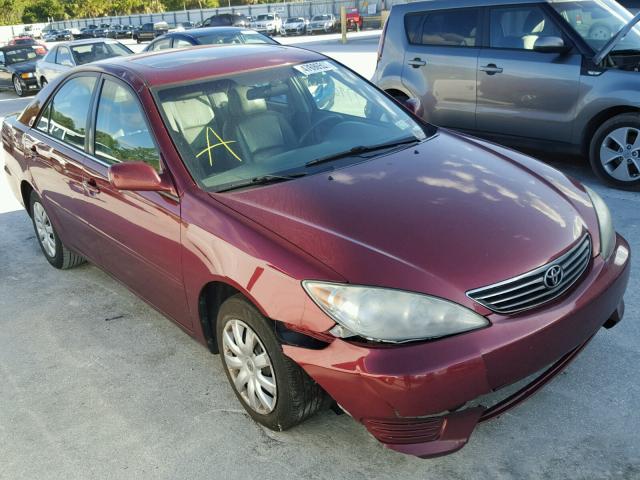 4T1BE30K45U098779 - 2005 TOYOTA CAMRY LE RED photo 1
