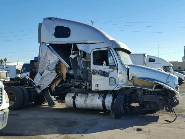 1FUJA6CK68DZ54721 - 2008 FREIGHTLINER CONVENTION SILVER photo 9