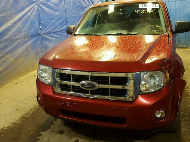 1FMCU93148KB84008 - 2008 FORD ESCAPE XLT RED photo 9