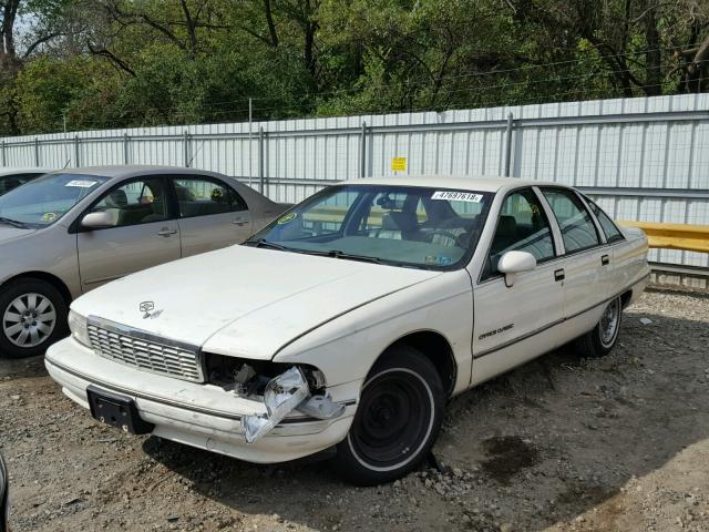 1G1BN53E7NR111851 - 1992 CHEVROLET CAPRICE CL WHITE photo 2