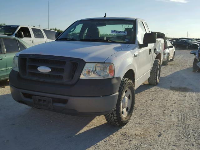 1FTRF12267KD41850 - 2007 FORD F150 WHITE photo 2