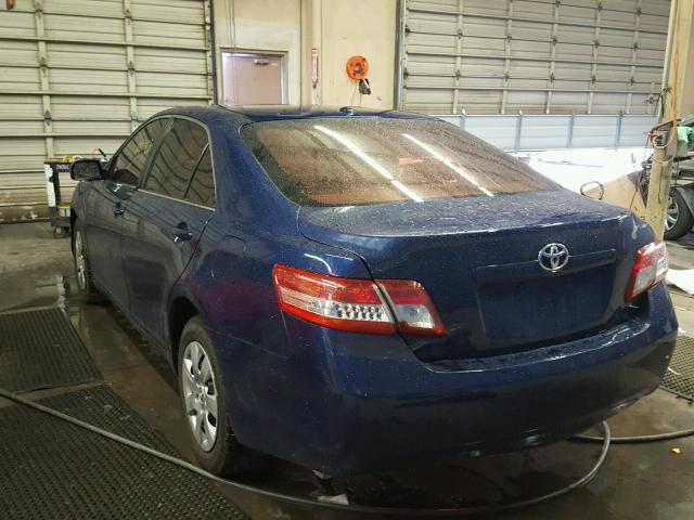 4T4BF3EK6BR162599 - 2011 TOYOTA CAMRY BASE BLUE photo 3