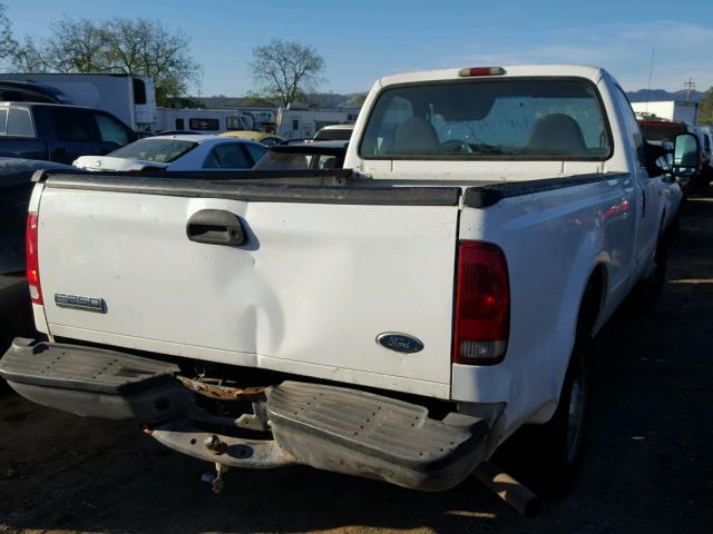 1FTNF20575EC82322 - 2005 FORD F250 SUPER WHITE photo 4