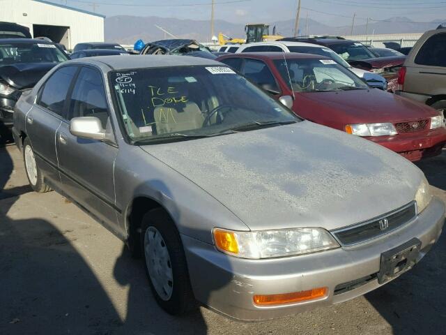 JHMCD5631VC006913 - 1997 HONDA ACCORD LX SILVER photo 1