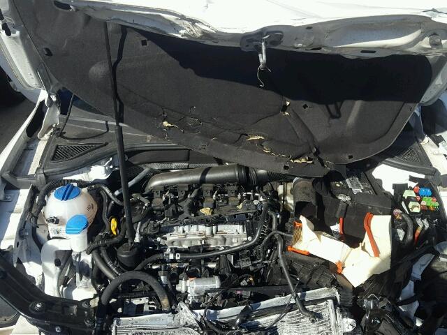 1VWAT7A38FC092850 - 2015 VOLKSWAGEN PASSAT S თეთრი ფოტო 7