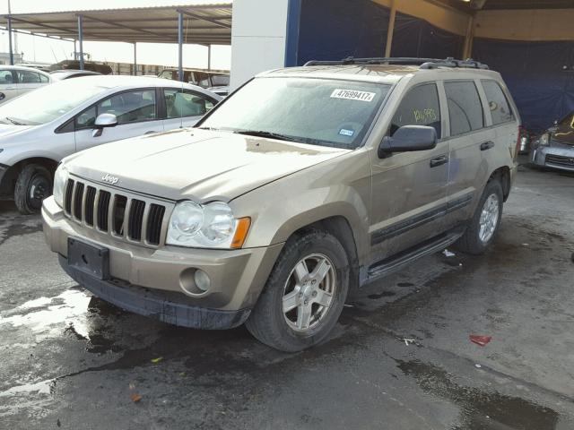 1J4GR48K85C508217 - 2005 JEEP GRAND CHER TAN photo 2