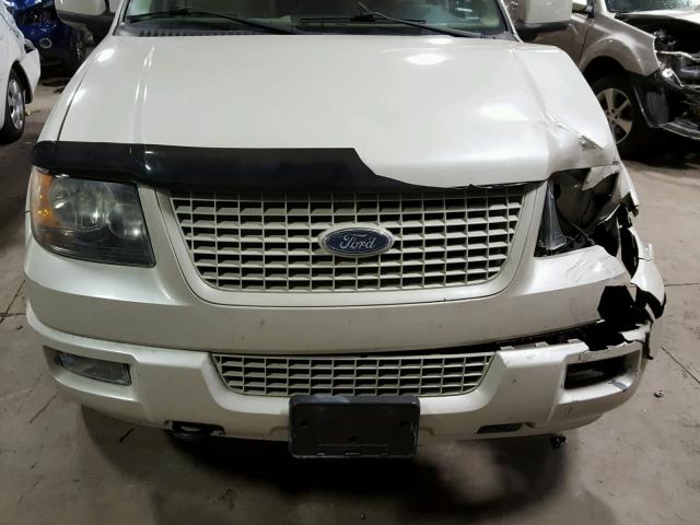 1FMFU20525LA97449 - 2005 FORD EXPEDITION WHITE photo 9