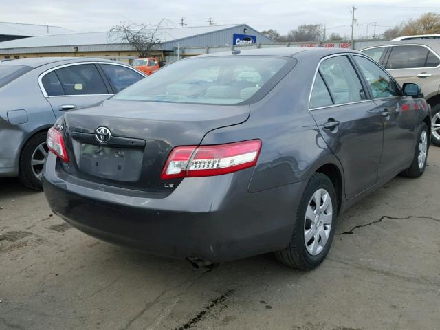 4T4BF3EK9AR087234 - 2010 TOYOTA CAMRY BASE GRAY photo 4
