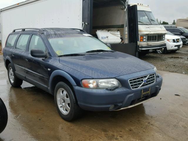 YV1SZ58D011003893 - 2001 VOLVO V70 XC BLUE photo 1