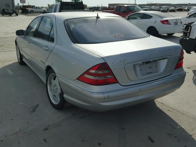 WDBNG70J01A206481 - 2001 MERCEDES-BENZ S 430 SILVER photo 3
