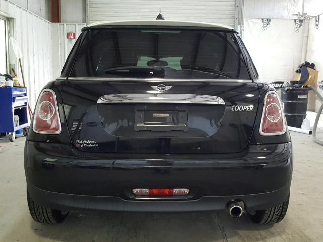 WMWSU3C56CT262692 - 2012 MINI COOPER BLACK photo 10