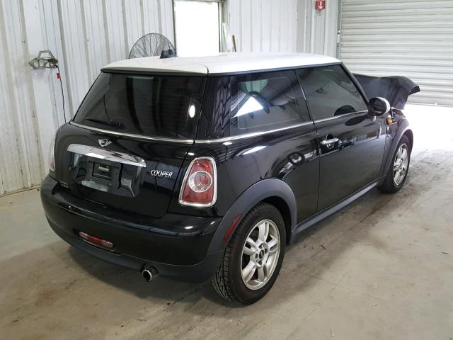WMWSU3C56CT262692 - 2012 MINI COOPER BLACK photo 4