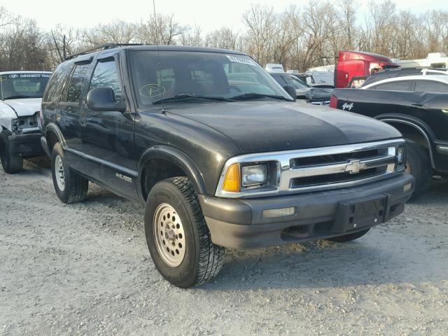 1GNDT13W1S2193031 - 1995 CHEVROLET BLAZER GRAY photo 1