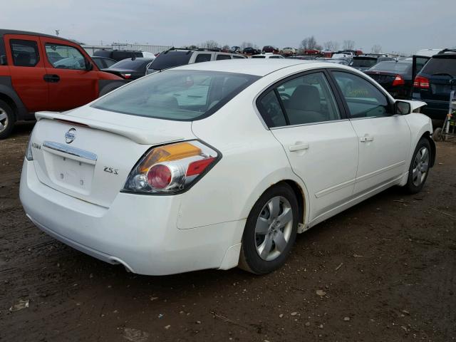 1N4AL21E17C157794 - 2007 NISSAN ALTIMA 2.5 WHITE photo 4