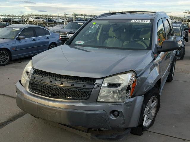 2CNDL73F856196815 - 2005 CHEVROLET EQUINOX LT GRAY photo 2