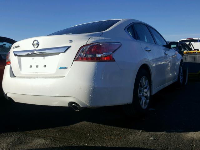 1N4AL3AP6DC913302 - 2013 NISSAN ALTIMA 2.5 WHITE photo 4