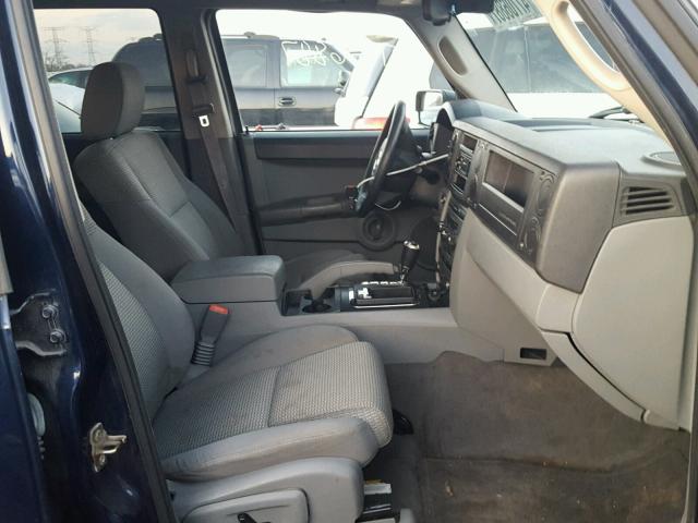 1J8HG48N86C232206 - 2006 JEEP COMMANDER BLUE photo 5