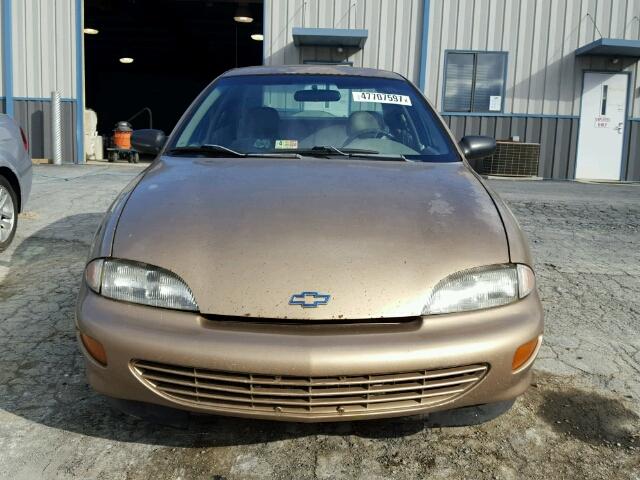 1G1JC5249W7198417 - 1998 CHEVROLET CAVALIER GOLD photo 9