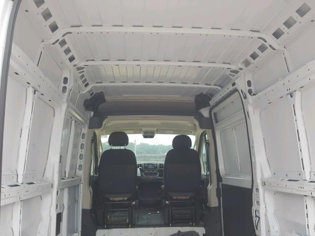 3C6TRVCG1JE113111 - 2018 RAM PROMASTER 白色 照片 9