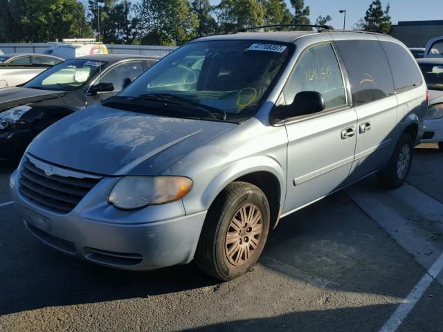 2A4GP44R36R743125 - 2006 CHRYSLER TOWN & COU BLUE photo 2