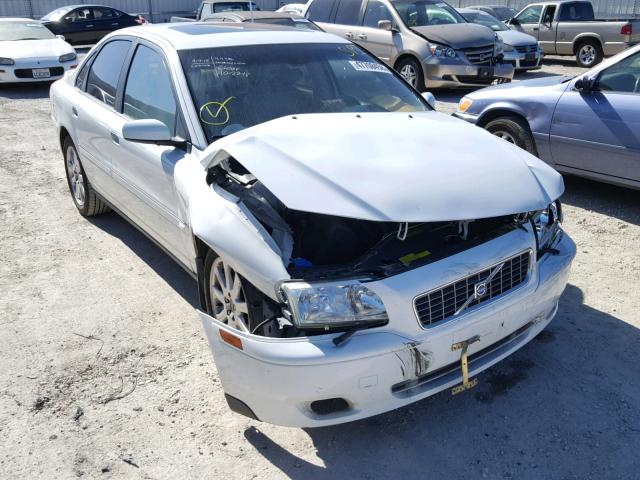 YV1TS59H441365787 - 2004 VOLVO S80 2.5T WHITE photo 1