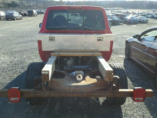 1FTYR10U72TA25271 - 2002 FORD RANGER RED photo 9