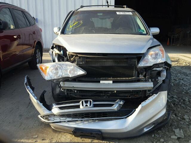 JHLRE4H78AC009811 - 2010 HONDA CR-V EXL SILVER photo 9