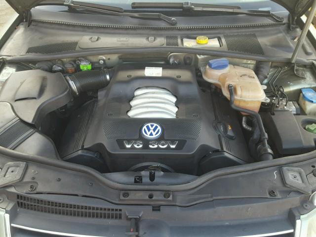 WVWRH63B73P195056 - 2003 VOLKSWAGEN PASSAT GLX GREEN photo 7